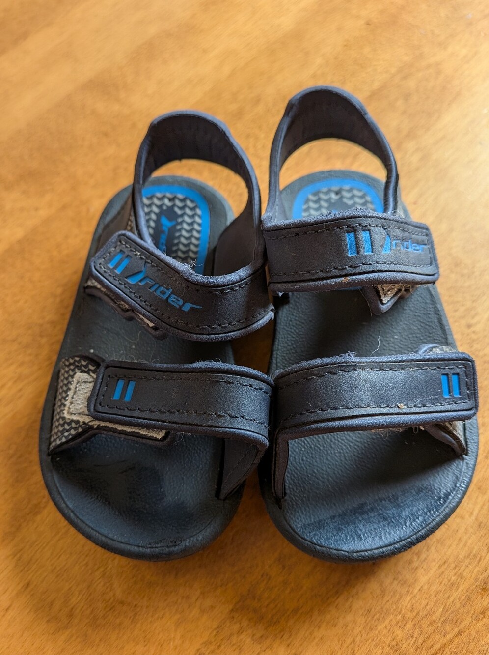 Riders by Lee Black and Blue Kids' Adjustable Strap Sandals